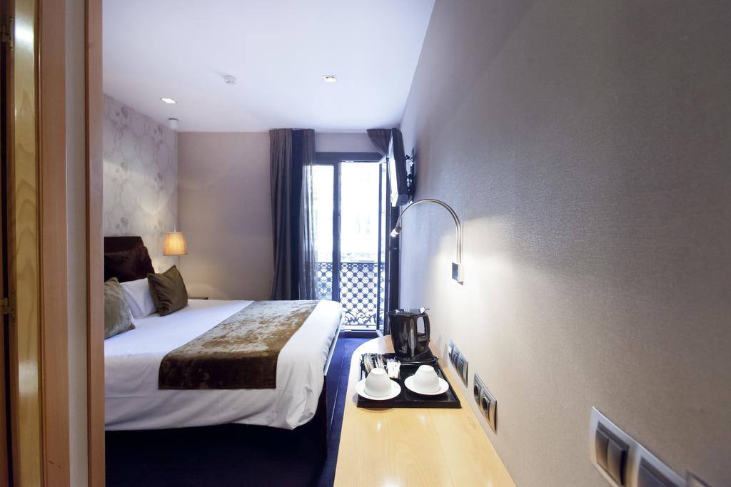 Casa Boutique Barcelona Hotel Exterior photo