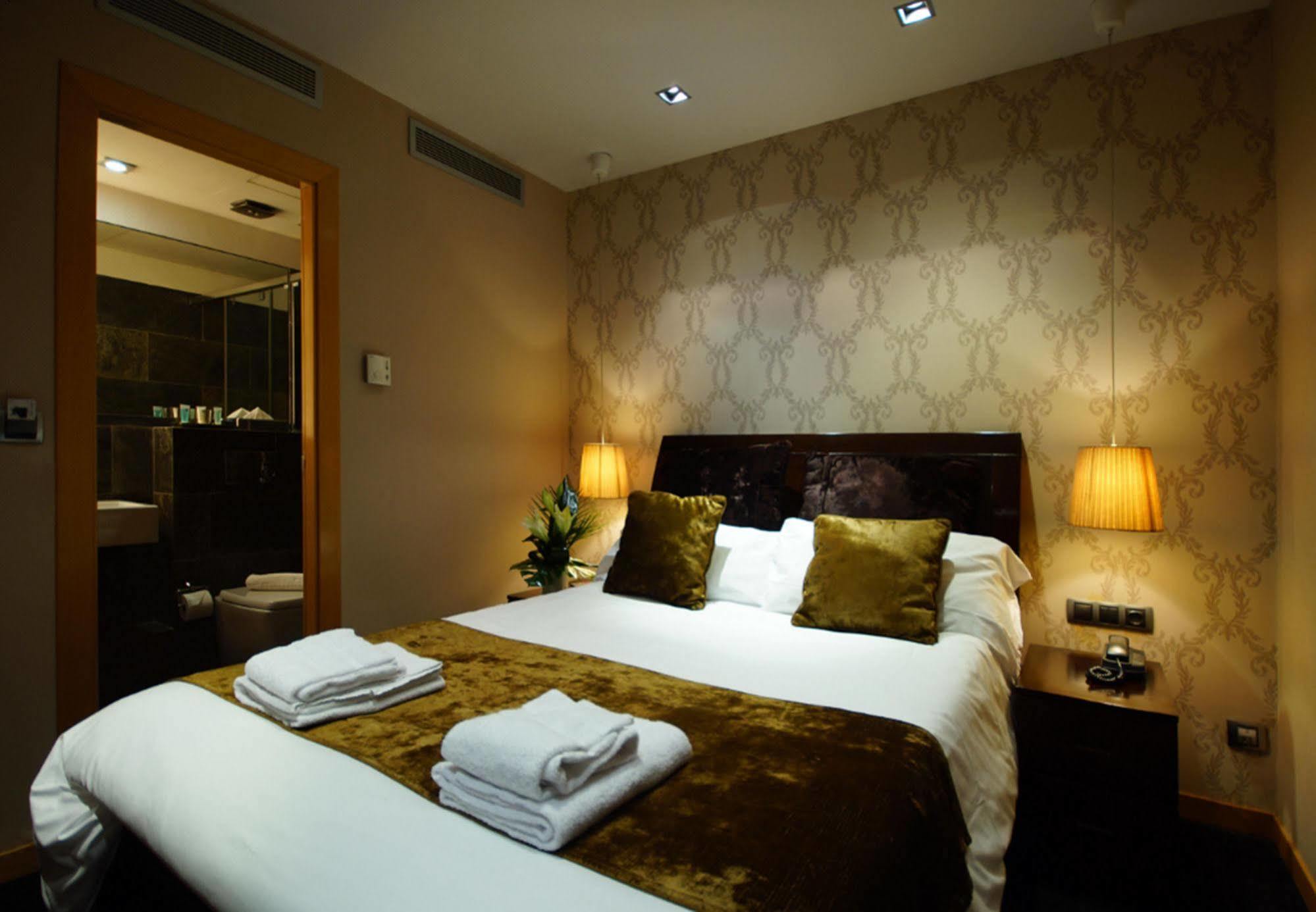 Casa Boutique Barcelona Hotel Exterior photo