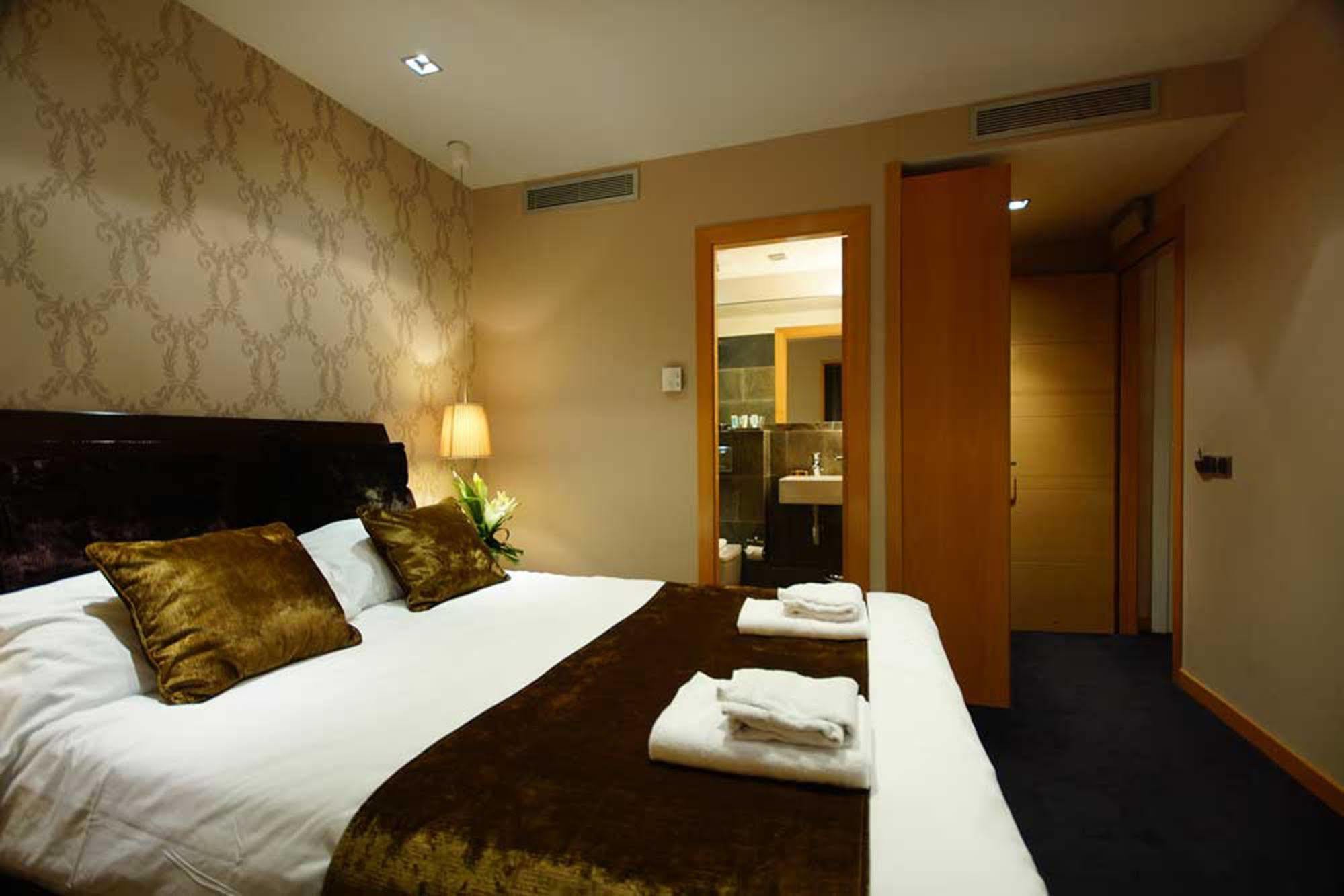 Casa Boutique Barcelona Hotel Exterior photo